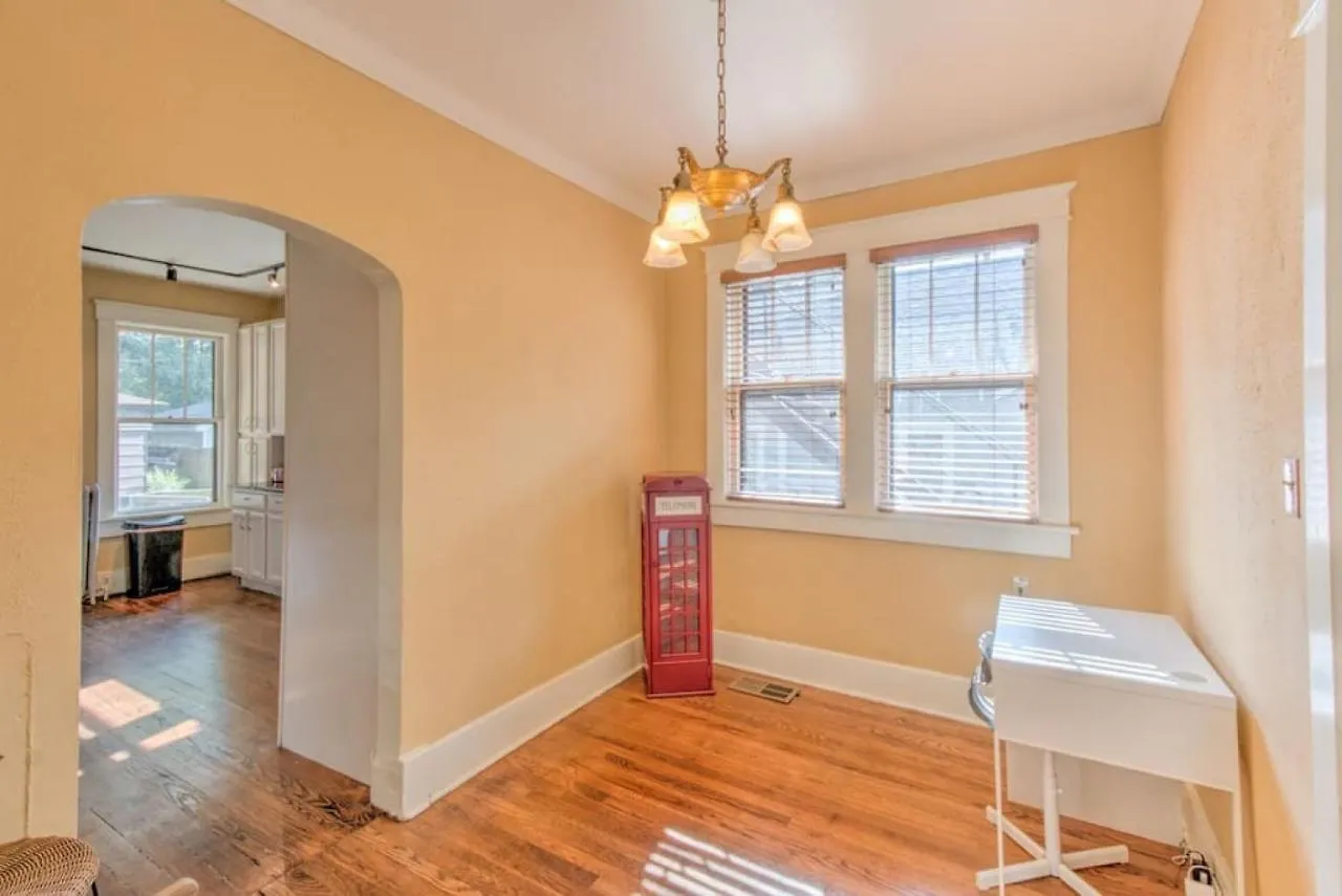 Beautiful Bungalow Stones Throw From Cooper Young Memphis Tatil Evi